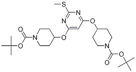 2-(甲硫基)-4,6-双(N-叔丁氧基-羰基-哌啶-4-基氧基)嘧啶, 1261231-38-2, 结构式