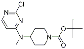 4-[(2-Chloro-pyrimidin-4-yl)-methyl-amino]-piperidine-1-carboxylic acid tert-butyl ester 化学構造式