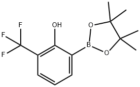 2-(4,4,5,5-Tetramethyl-1,3,2-dioxaborolan-2-yl)-6-(trifluoromethyl)phenol 化学構造式