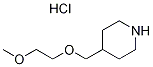 4-[(2-Methoxyethoxy)methyl]piperidinehydrochloride Structure