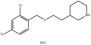 3-{2-[(2,4-Dichlorobenzyl)oxy]ethyl}piperidinehydrochloride Struktur