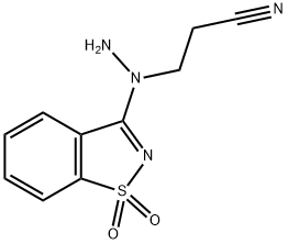 3-[1-(1,1-Dioxido-1,2-benzisothiazol-3-yl)hydrazino]propanenitrile 化学構造式