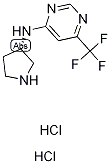 N-[(3S)-ピロリジン-3-イル]-6-(トリフルオロメチル)ピリミジン-4-アミン二塩酸塩 化学構造式