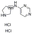 N-[(3S)-Pyrrolidin-3-yl]pyrimidin-4-amine dihydrochloride Struktur