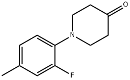 1-(2-fluoro-4-methylphenyl)piperidin-4-one Struktur