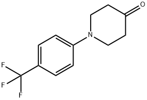 1-[4-(trifluoromethyl)phenyl]piperidin-4-one Struktur