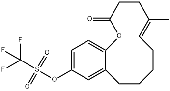 Methanesulfonic acid, 1,1,1-trifluoro-, (5E)-3,4,7,8,9,10-hexahydro-5-Methyl-2-oxo-2H-1-benzoxacyclododecin-12-yl ester Struktur