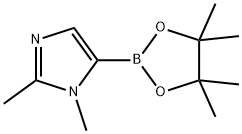 1,2-DiMethyl-5-(4,4,5,5-tetraMethyl-[1,3,2]dioxaborolan-2-yl)-1H-iMidazole Struktur