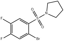 1-((2-ブロモ-4,5-ジフルオロフェニル)スルホニル)ピロリジン 化学構造式