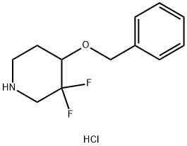 4-(ベンジルオキシ)-3,3-ジフルオロピペリジン塩酸塩 化学構造式