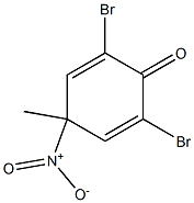 2,5-Cyclohexadien-1-one, 2,6-dibromo-4-methyl-4-nitro- 化学構造式
