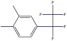 1,2-ジメチル-4-(ペンタフルオロエチル)ベンゼン 化学構造式