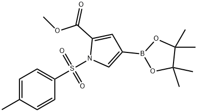 methyl 4-(4,4,5,5-tetramethyl-1,3,2-dioxaborolan-2-yl)-1-tosyl-1H-pyrrole-2-carboxylate Struktur