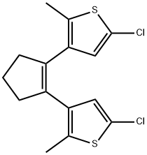 1,2-Bis-(2-chloro-5-methylthien-4-yl)-cyclopentene 化学構造式