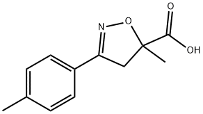 5-methyl-3-(4-methylphenyl)-4,5-dihydro-1,2-oxazole-5-carboxylic acid Struktur
