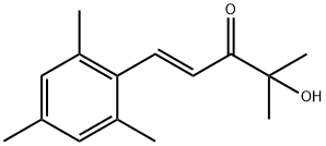 (1E)-4-Hydroxy-1-mesityl-4-methylpent-1-en-3-one Struktur