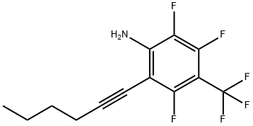 2,3,5-Trifluoro-6-(hex-1-yn-1-yl)-4-(trifluoromethyl)aniline 化学構造式