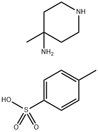 4-methylpiperidin-4-amine bis(4-methylbenzenesulfonate) Struktur
