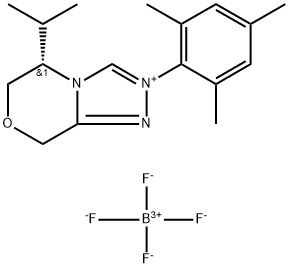 [(5S)-5,6-二氢-5-异丙基-2-(2,4,6-三甲基苯基)-8H-1,2,4-三唑[3,4-C][1,4]恶嗪四氟硼酸盐] 结构式