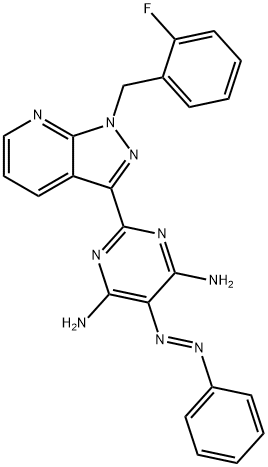 4,6-Pyrimidinediamine, 2-[1-[(2-fluorophenyl)methyl]-1H-pyrazolo[3,4-b]pyridin-3-yl]-5-[(1E)-2-phenyldiazenyl]- 化学構造式
