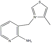 3-[(2-amino-3-pyridinyl)methyl]-4-methyl-1,3-thiazol-3-ium 结构式