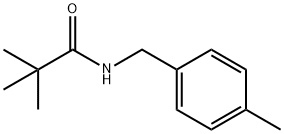 2,2-dimethyl-N-(4-methylbenzyl)propanamide 化学構造式