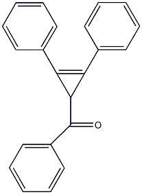 (2,3-diphenyl-2-cyclopropen-1-yl)(phenyl)methanone Struktur
