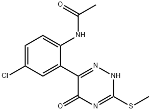 N-{4-chloro-2-[5-hydroxy-3-(methylsulfanyl)-1,2,4-triazin-6-yl]phenyl}acetamide 化学構造式