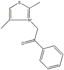 2,4-dimethyl-3-(2-oxo-2-phenylethyl)-1,3-thiazol-3-ium 结构式