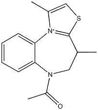 6-acetyl-1,4-dimethyl-4H,5H,6H-[1,3]thiazolo[3,2-a][1,5]benzodiazepin-11-ium 化学構造式