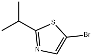 5-溴-2-丙-2-基-1,3-噻唑 结构式