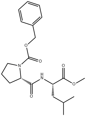 2-(((S)-1-メトキシ-4-メチル-1-オキソペンタン-2-イル)カルバモイル)ピロリジン-1-カルボン酸(S)-ベンジル 化学構造式