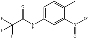 2,2,2-trifluoro-N-(4-methyl-3-nitrophenyl)acetamide 化学構造式