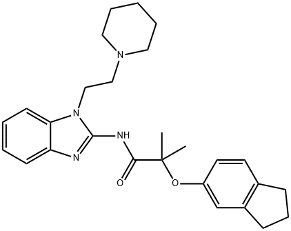 2-(2,3-dihydro-1H-inden-5-yloxy)-2-methyl-N-[1-(2-piperidin-1-ylethyl)benzimidazol-2-yl]propanamide Struktur