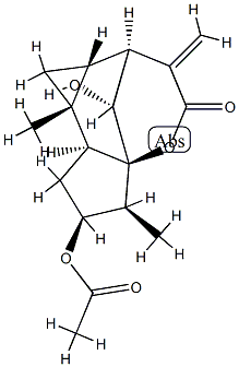 (2S,7aα,8bβ,9R)-2,3,6,7,7a,8,8a,8b-オクタヒドロ-2α-アセトキシ-3α,8aα-ジメチル-6-メチレン-9-ヒドロキシ-3aβ,7β-メタノ-3aH-シクロペンタ[b]シクロプロパ[d]オキソシン-5(1H)-オン 化学構造式