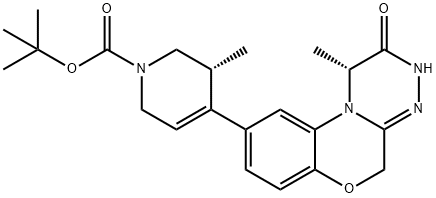 (R)-叔-丁基 5-甲基-4-((R)-1-甲基-2-氧亚基-1,2,3,5-四氢苯并[5,6][1,4]氧杂联氮基[3,4-C][1,2,4]三嗪-9-基)-5,6-二氢吡啶-1(2H)-甲酸基酯, 1613722-44-3, 结构式