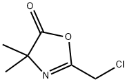 5(4H)-Oxazolone,2-(chloromethyl)-4,4-dimethyl-(9CI) 化学構造式