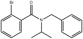 N-benzyl-2-bromo-N-(propan-2-yl)benzamide 化学構造式