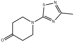 1-(3-Methyl-1,2,4-thiadiazol-5-yl)piperidin-4-one 化学構造式