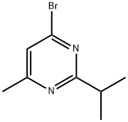 4-bromo-6-methyl-2-propan-2-ylpyrimidine 化学構造式