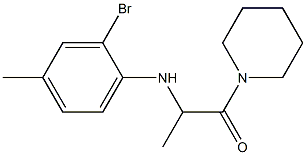 2-[(2-bromo-4-methylphenyl)amino]-1-(piperidin-1-yl)propan-1-one Struktur