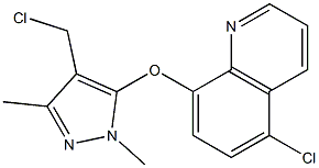 5-chloro-8-{[4-(chloromethyl)-1,3-dimethyl-1H-pyrazol-5-yl]oxy}quinoline Struktur