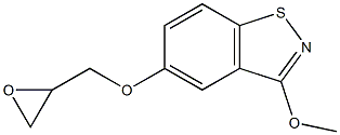 3-メトキシ-5-(オキシラニルメトキシ)-1,2-ベンゾイソチアゾール 化学構造式