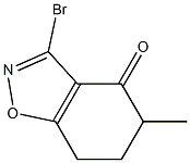 3-ブロモ-4,5,6,7-テトラヒドロ-5-メチル-1,2-ベンゾイソオキサゾール-4-オン 化学構造式