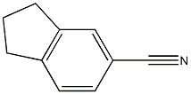 2,3-dihydro-1H-indene-5-carbonitrile 化学構造式