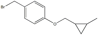 1-(Bromomethyl)-4-[(2-methylcyclopropyl)methoxy]benzene 化学構造式