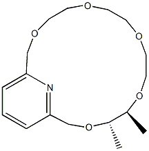 [4S,5S,(+)]-4,5-ジメチル-3,6,9,12,15-ペンタオキサ-21-アザビシクロ[15.3.1]ヘニコサ-1(21),17,19-トリエン 化学構造式