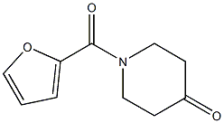 1-(2-furoyl)piperidin-4-one 化学構造式