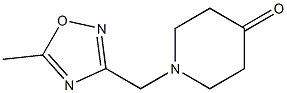 1-[(5-methyl-1,2,4-oxadiazol-3-yl)methyl]piperidin-4-one,,结构式