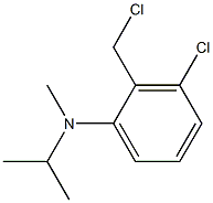 3-chloro-2-(chloromethyl)-N-methyl-N-(propan-2-yl)aniline 化学構造式
